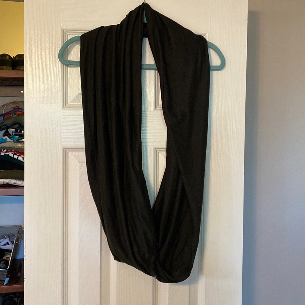 Yoga Scarf w/Pocket